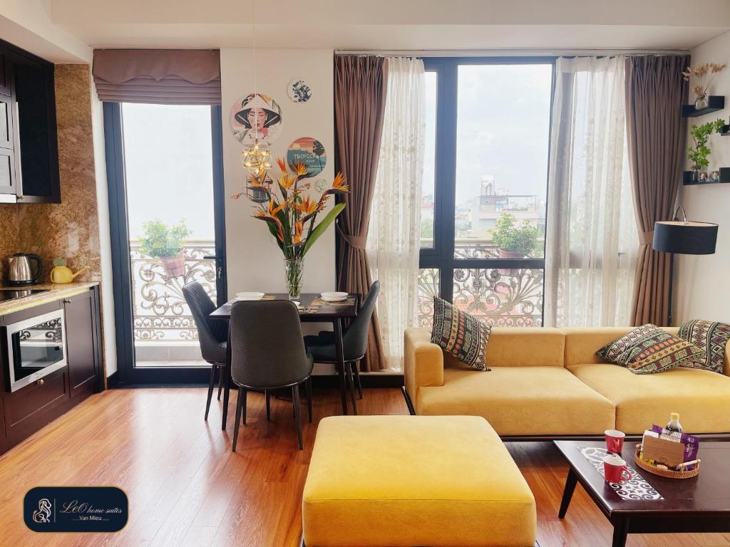 Home suites -Natural light -Projector -Spacious - 2BR incenter – Hanoi